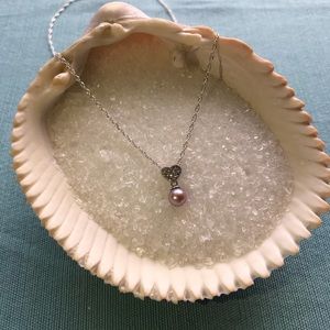 Sweet Kisses Necklace